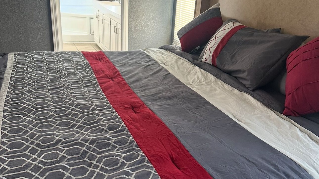Photo of Bedroom in Edgewood