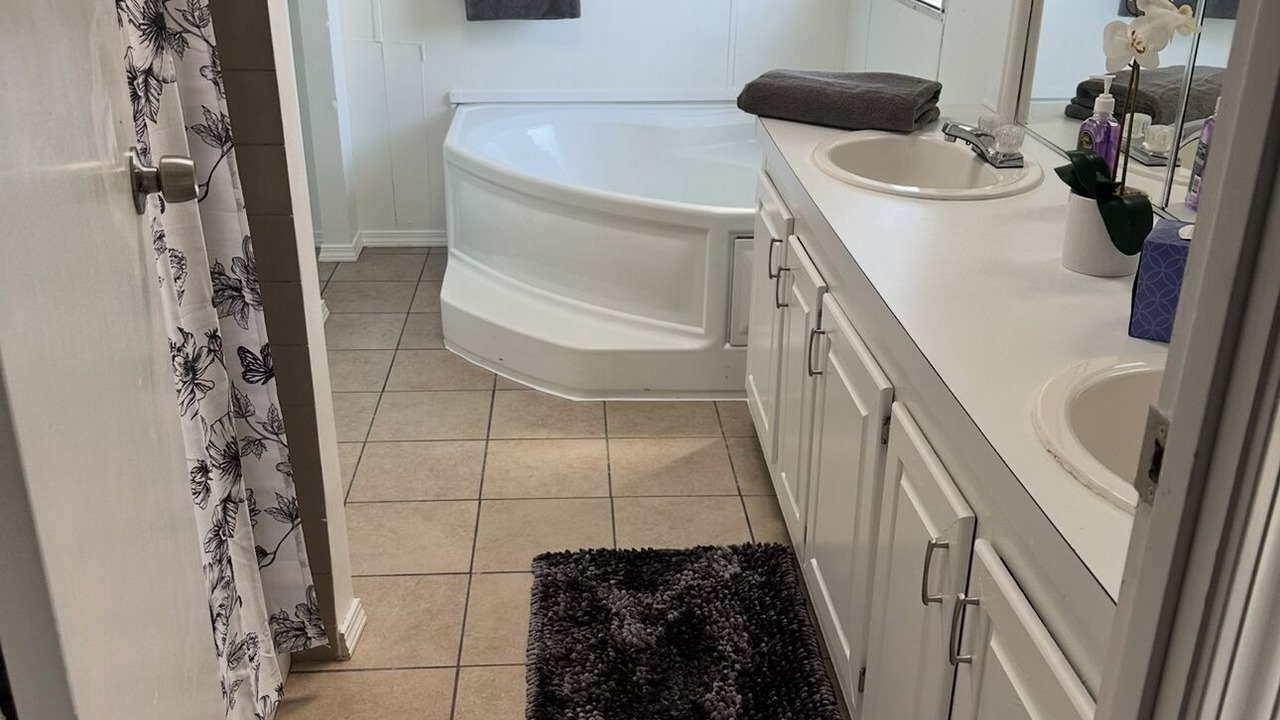 Photo of Bathroom in Edgewood