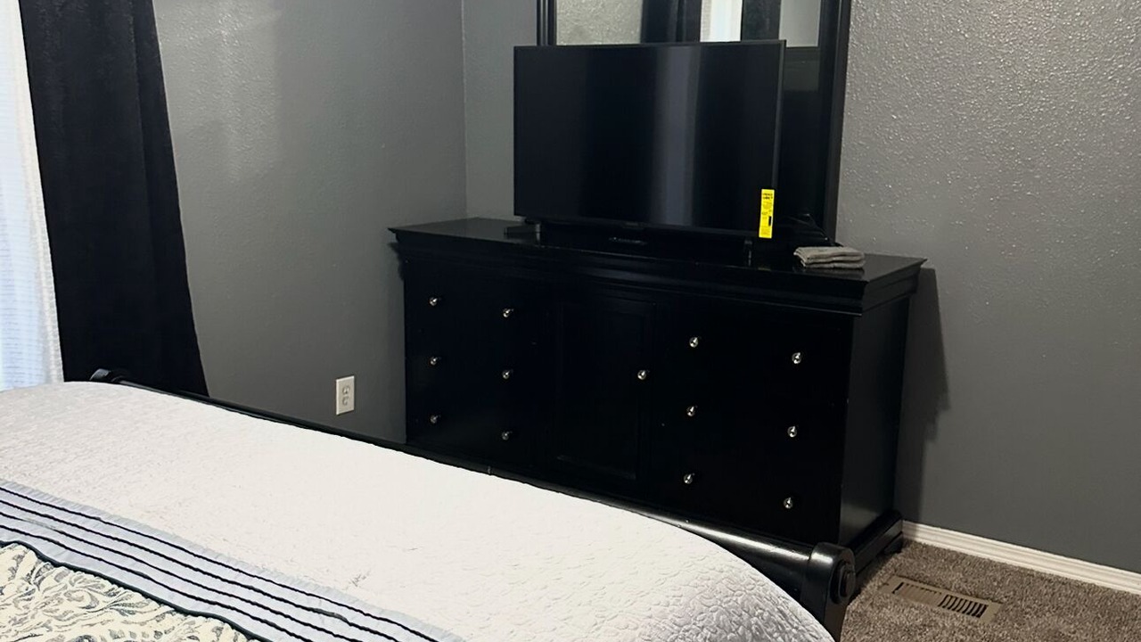 Photo of Bedroom in Edgewood