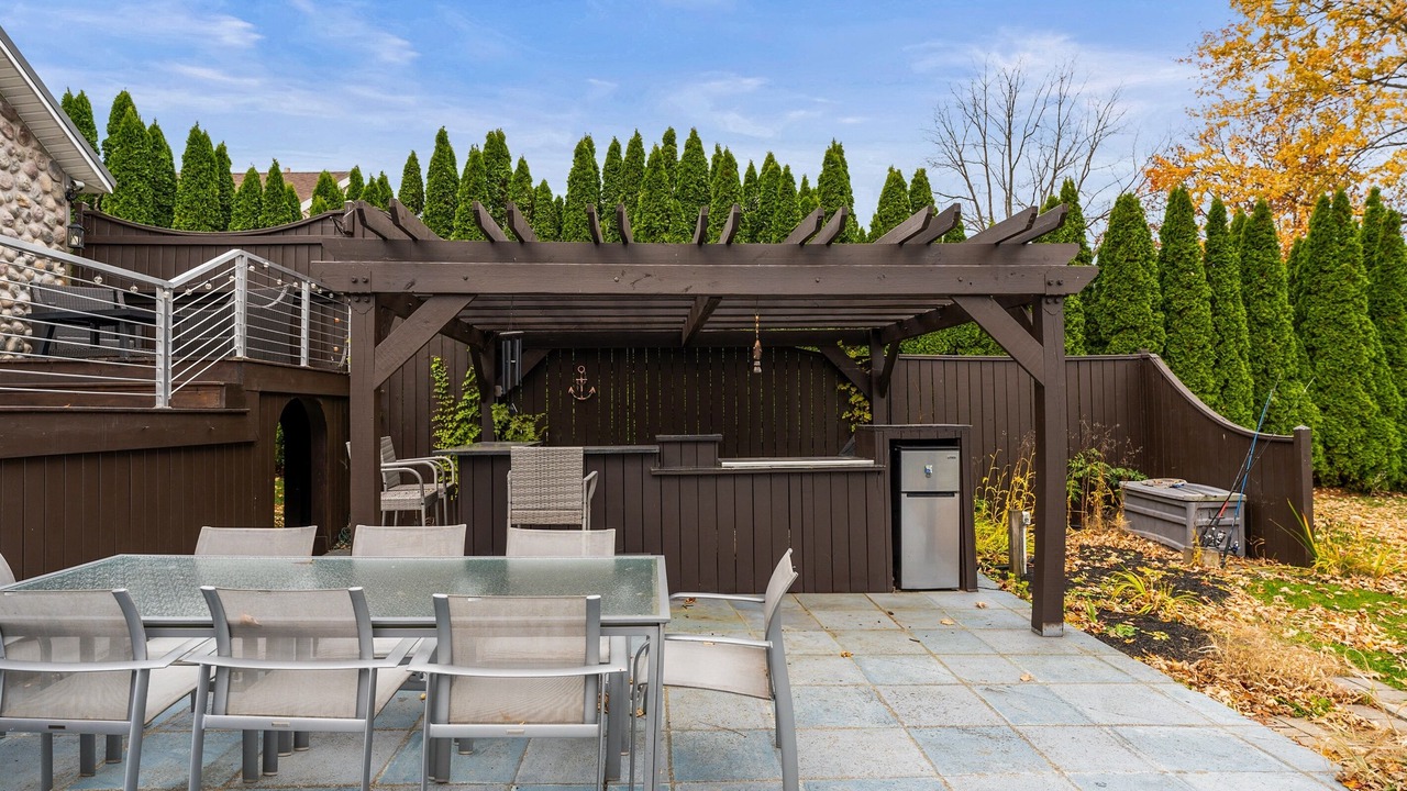 Photo of Outdoor in Cayuga