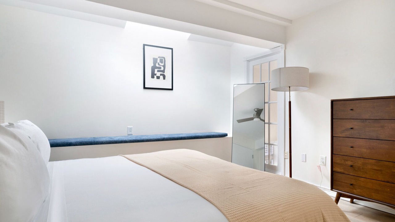 Photo of Bedroom in Thompson Square - Bunker Hill