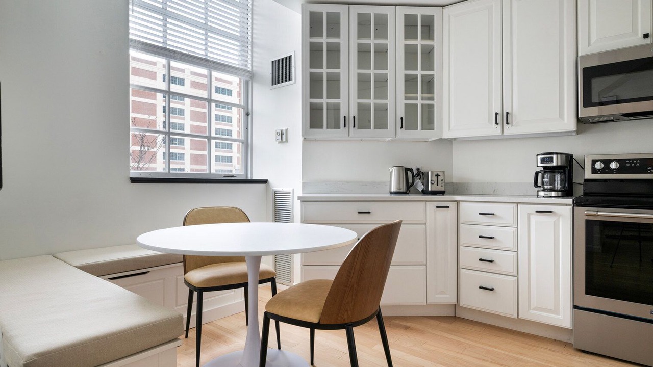 Photo of Kitchen in Thompson Square - Bunker Hill