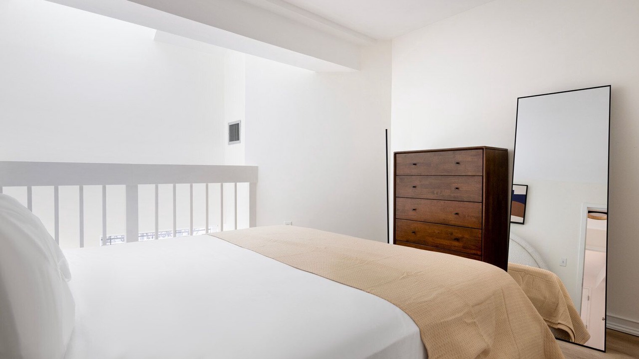 Photo of Bedroom in Thompson Square - Bunker Hill