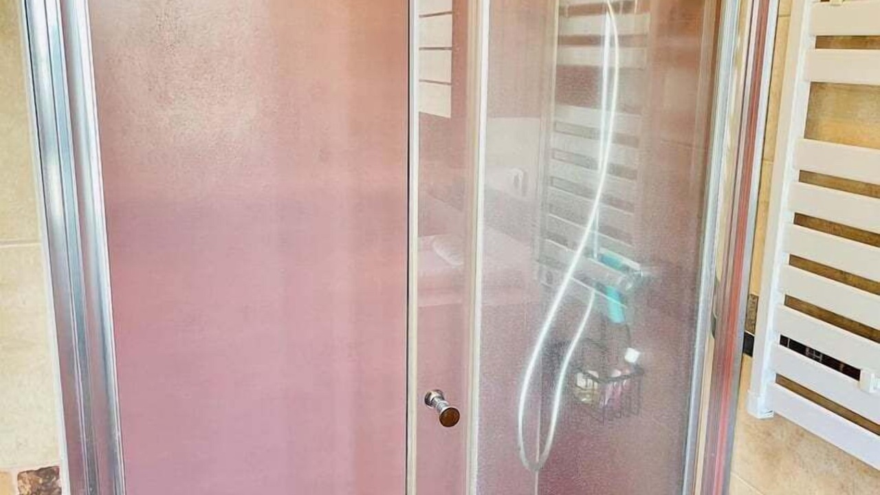 Photo of Bathroom in Donnery