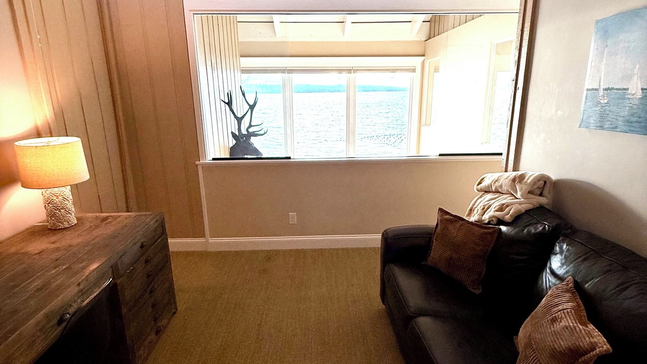 Photo of Livingroom in Boyne City