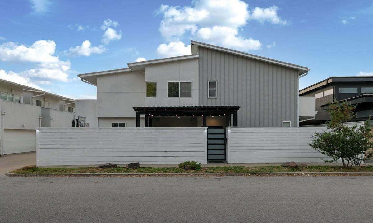 Photo of Outdoor in Cherry Street