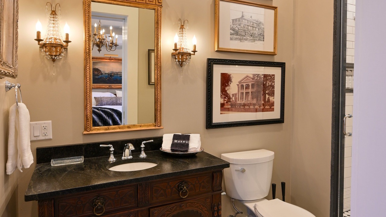 Photo of Bathroom in Natchez