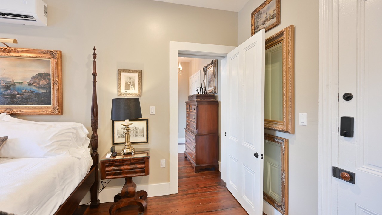 Photo of Bedroom in Natchez