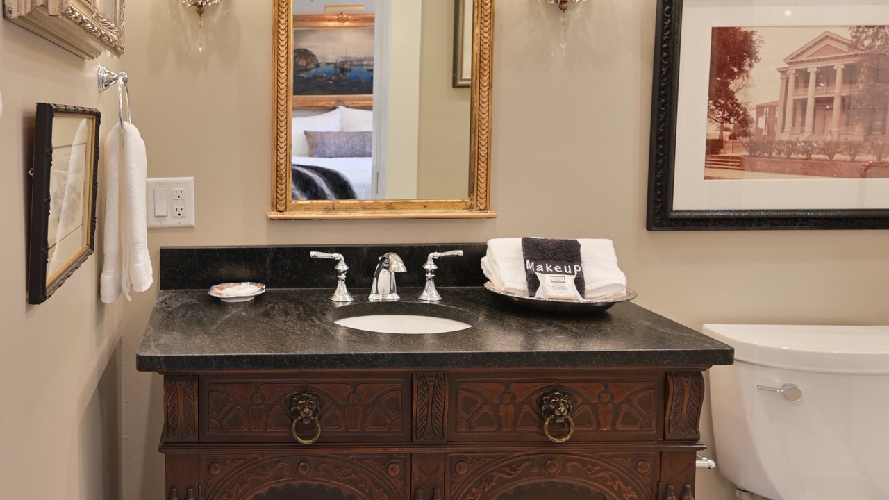 Photo of Bathroom in Natchez