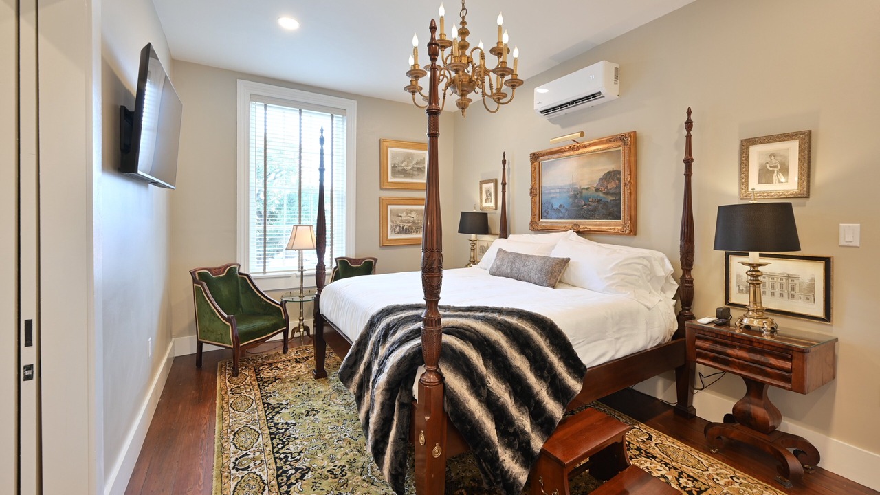 Photo of Bedroom in Natchez