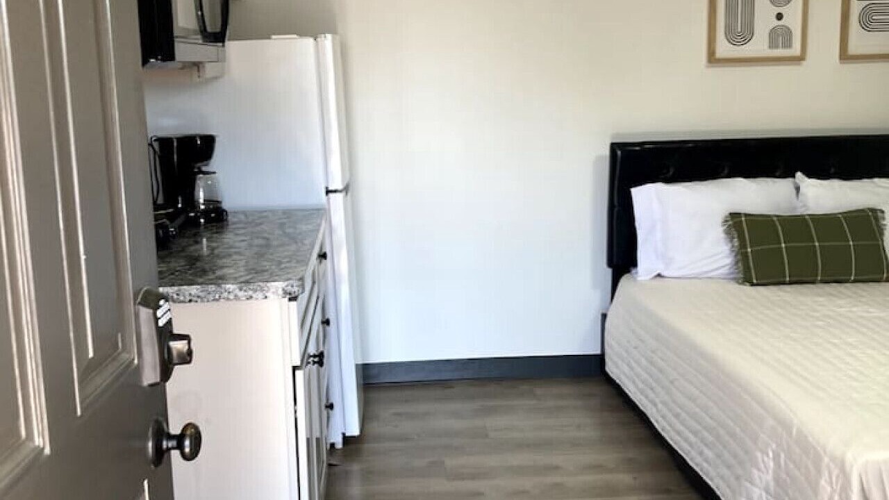 Photo of Bedroom in Akron