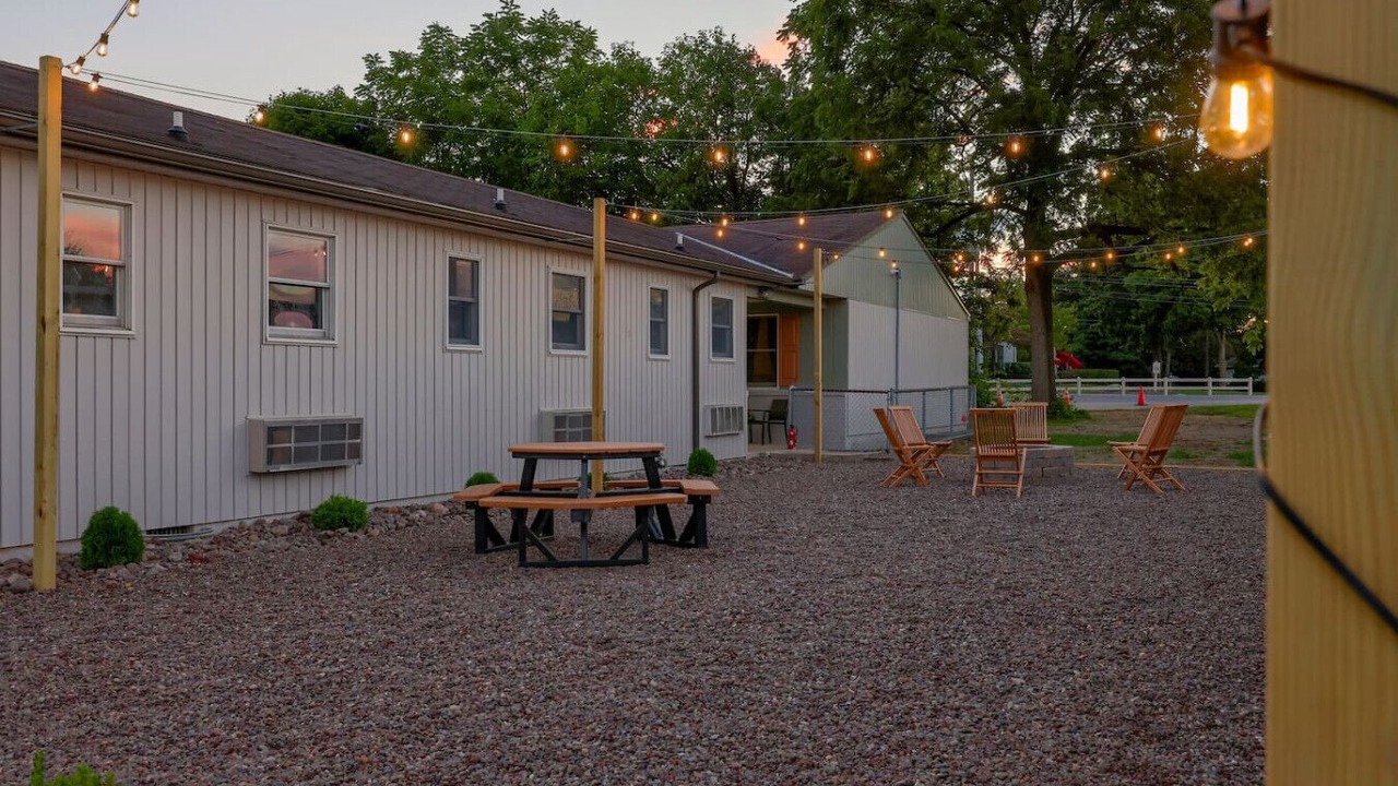 Photo of Outdoor in Akron