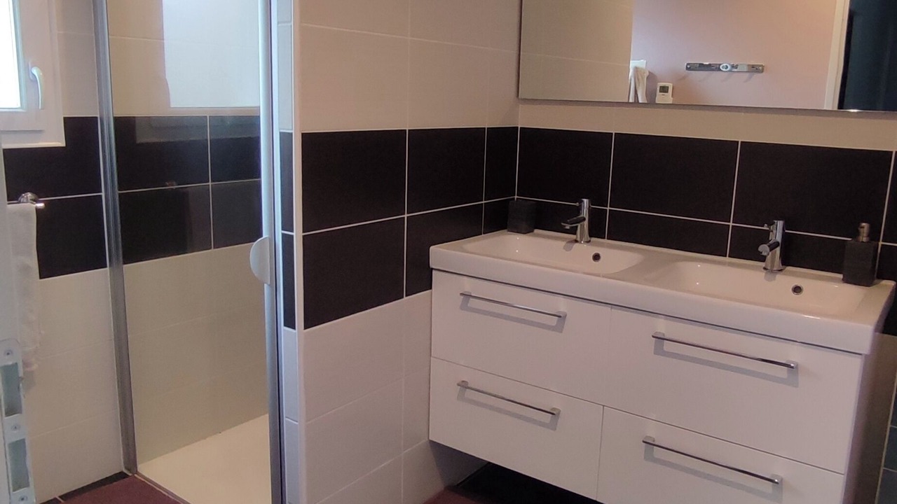 Photo of Bathroom in Boutenac