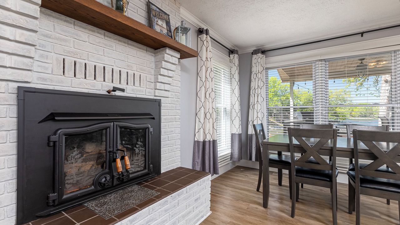 Photo of Livingroom in Wolf Creek