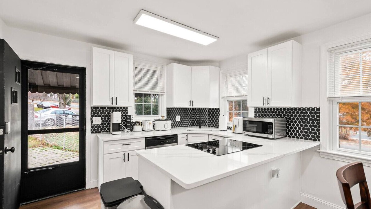 Photo of Kitchen in Chillum