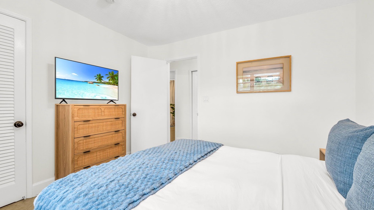 Photo of Bedroom in Garden Isles