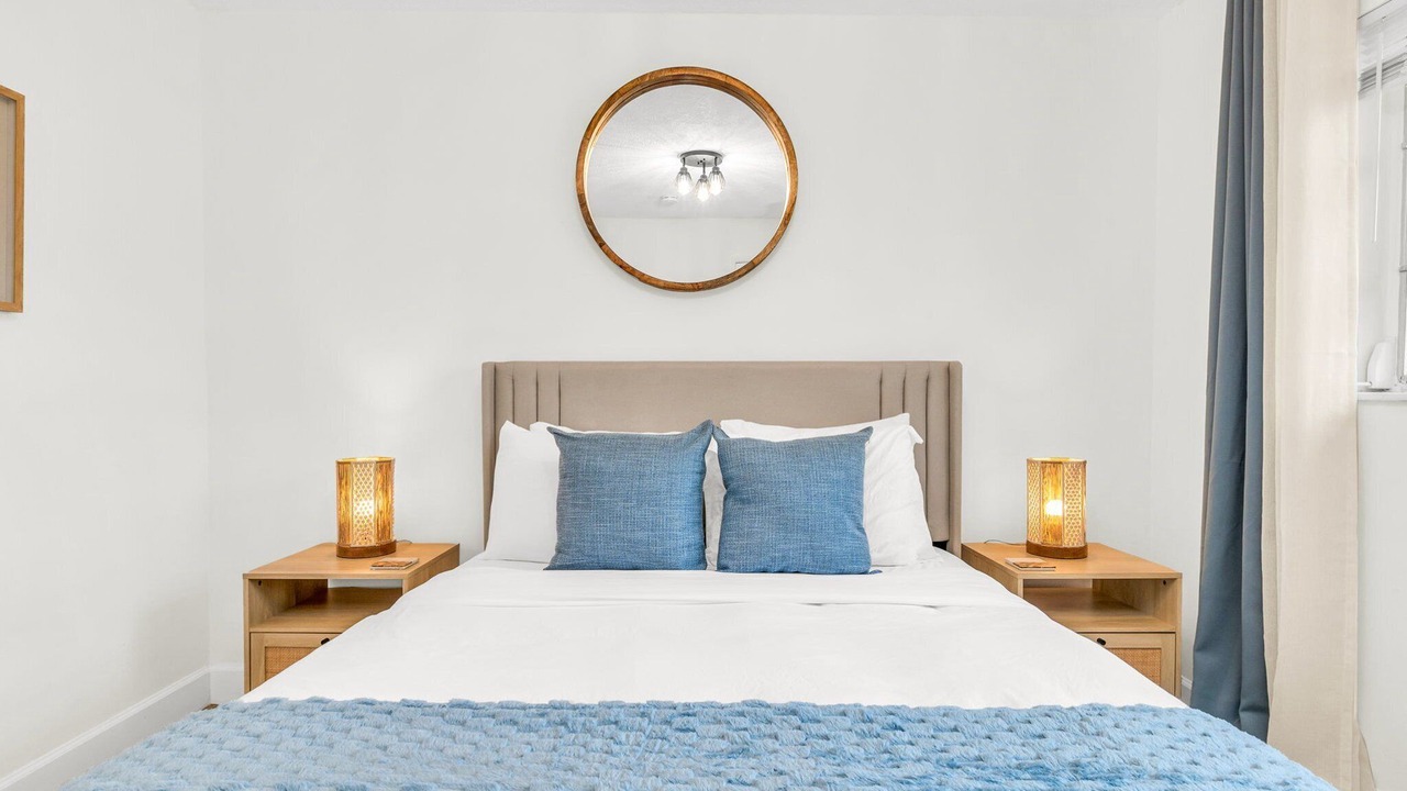 Photo of Bedroom in Garden Isles