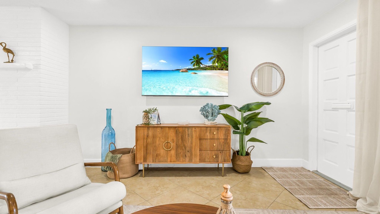 Photo of Bedroom in Garden Isles