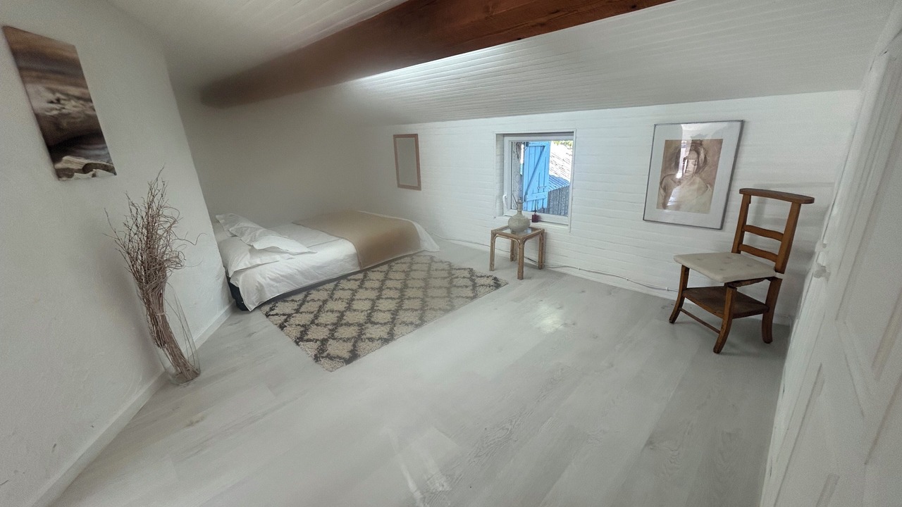 Photo of Bedroom in Villarzel-du-Razes