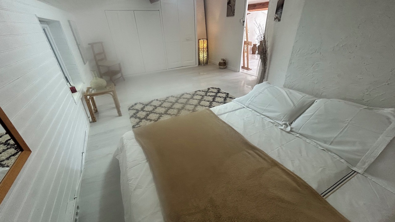 Photo of Bedroom in Villarzel-du-Razes