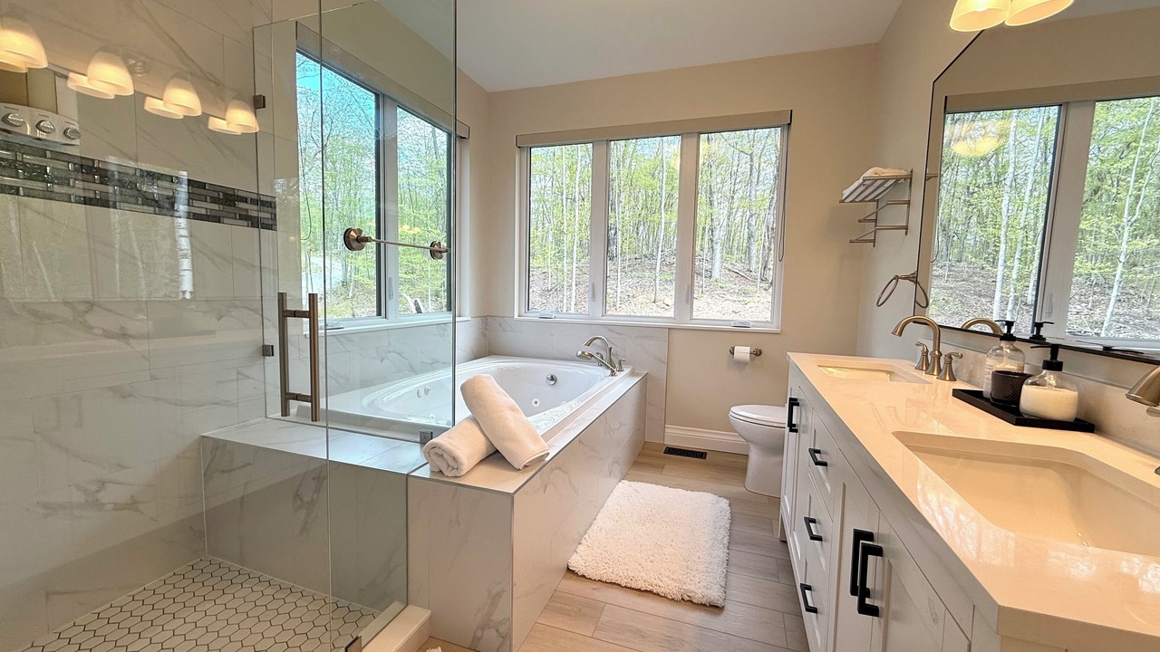 Photo of Bathroom in Rideau Lakes