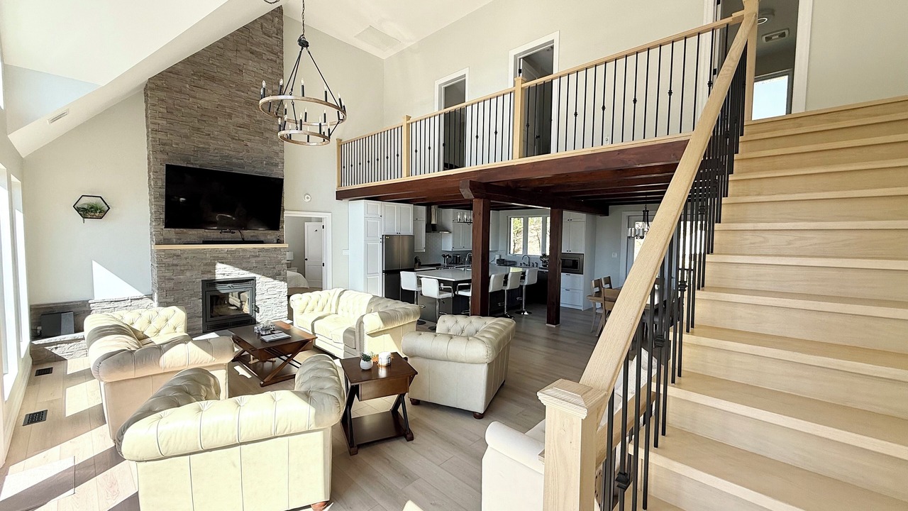 Photo of Livingroom in Rideau Lakes