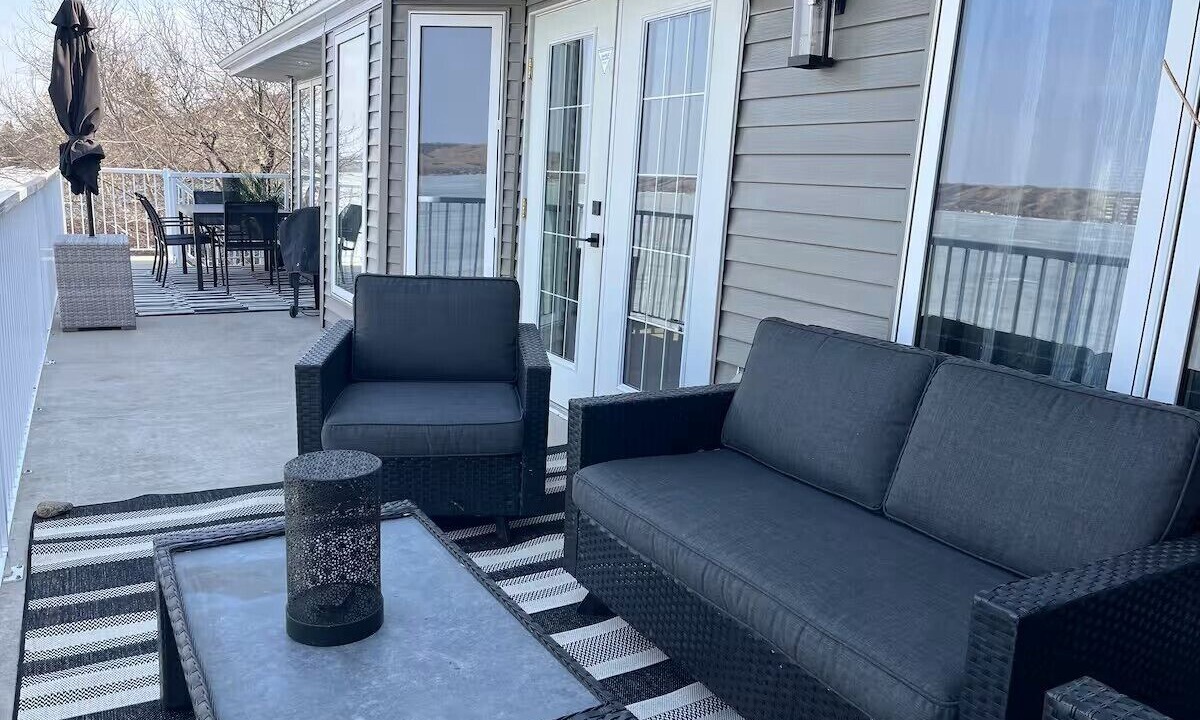Photo of Patio Balcony in B-Say-Tah