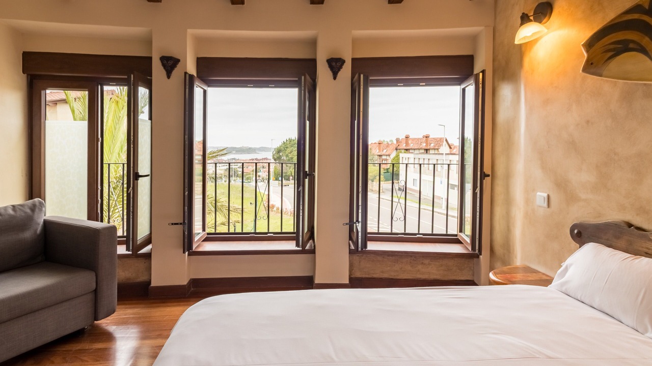 Photo of Bedroom in Somo