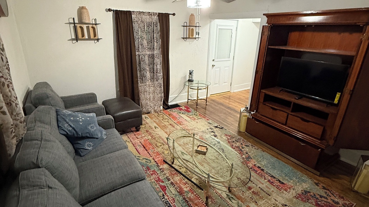 Photo of Livingroom in Canastota
