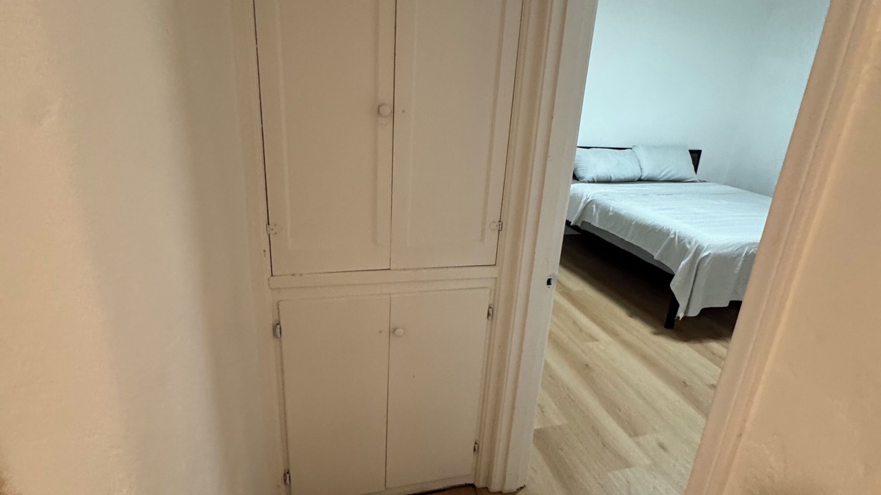 Photo of Bedroom in Pico - Robertson