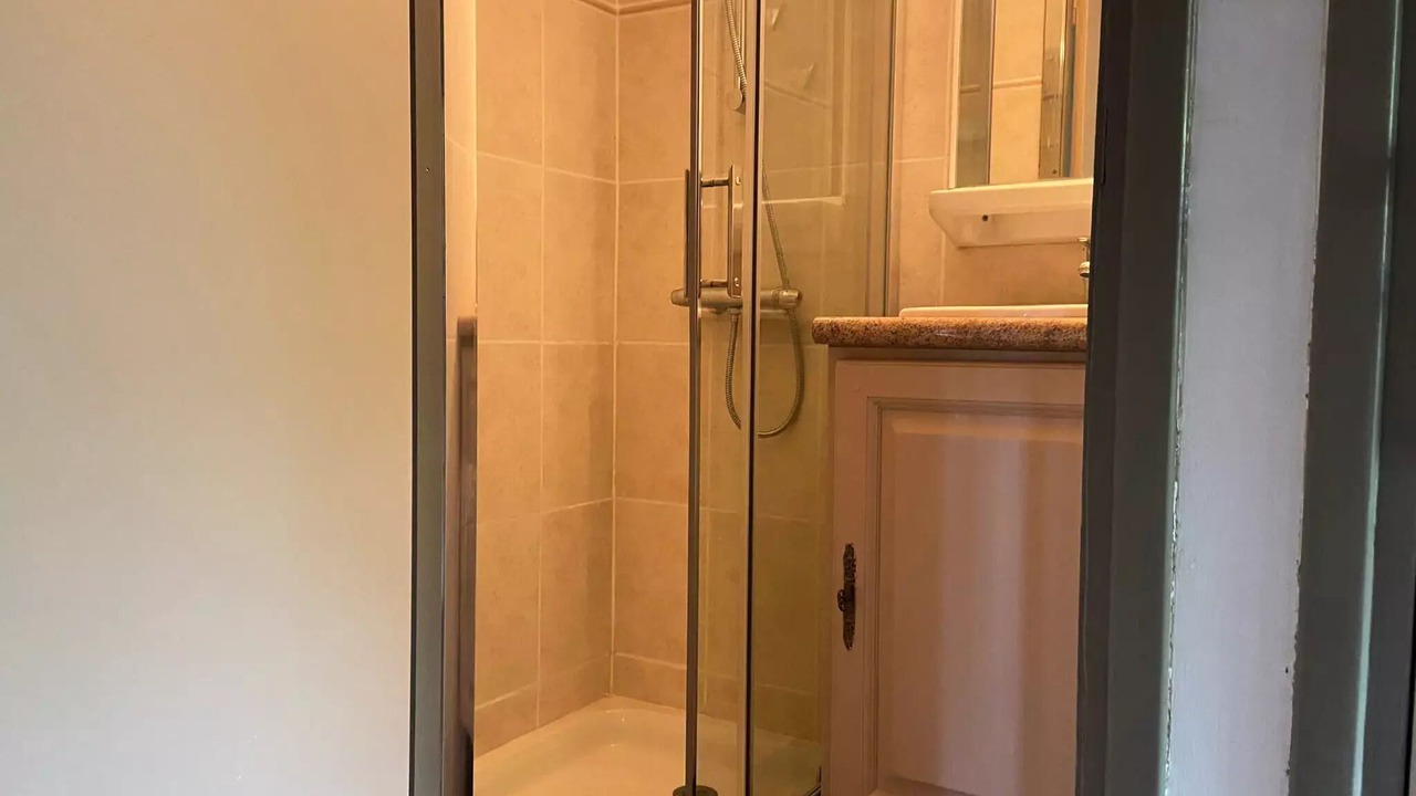 Photo of Bathroom in Brassac