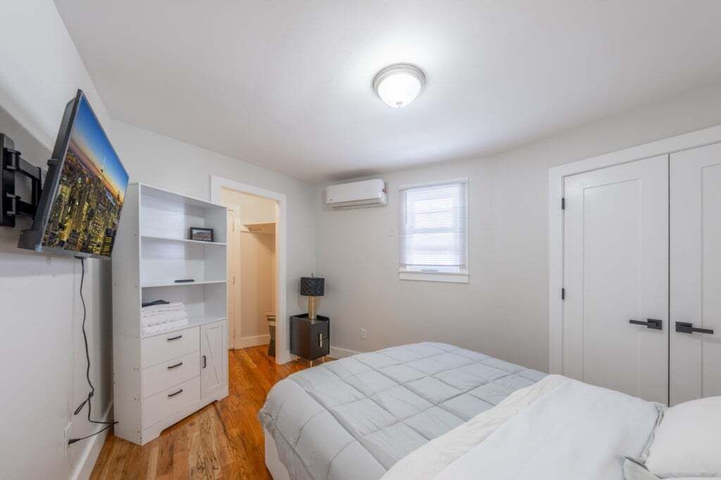 Photo of Others in North Ironbound