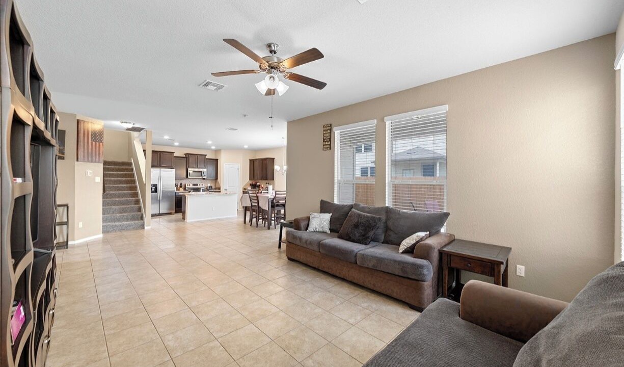 Photo of Livingroom in Jarrell