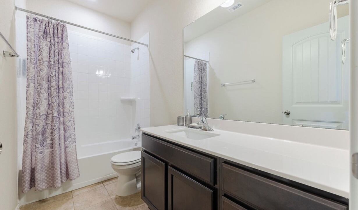 Photo of Bathroom in Jarrell