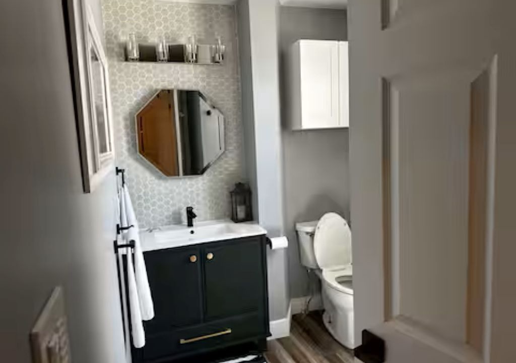 Photo of Bathroom in Gibson