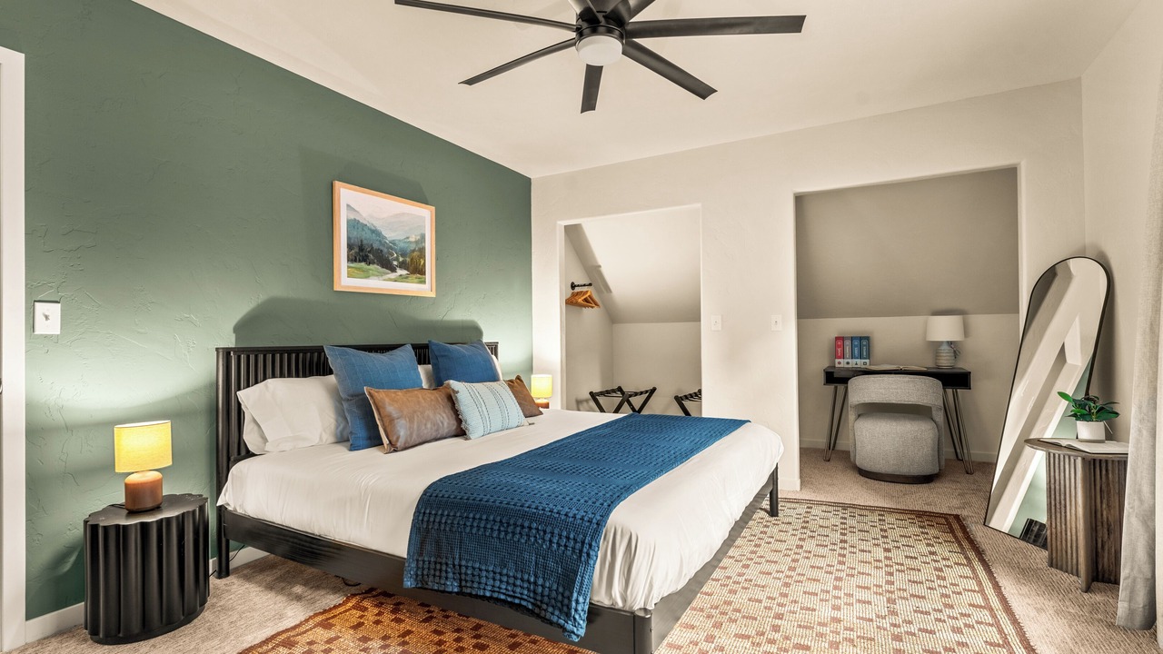 Photo of Bedroom in Glenwood Springs