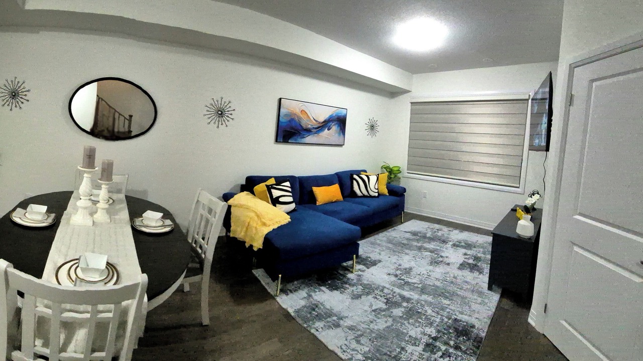Photo of Livingroom in Brantford