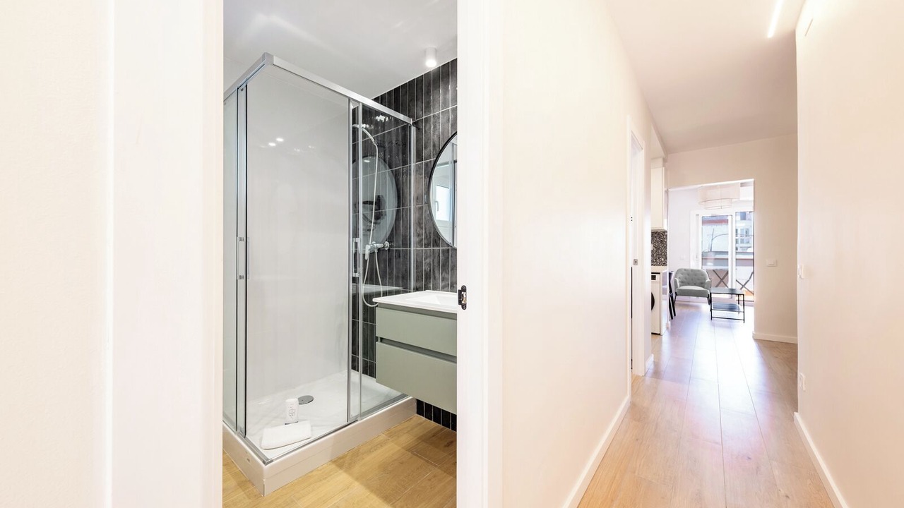 Photo of Bathroom in Sants