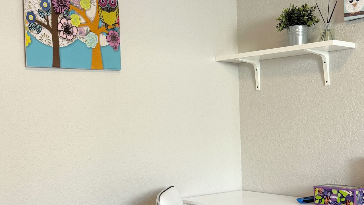 Photo of Bedroom in East Palo Alto