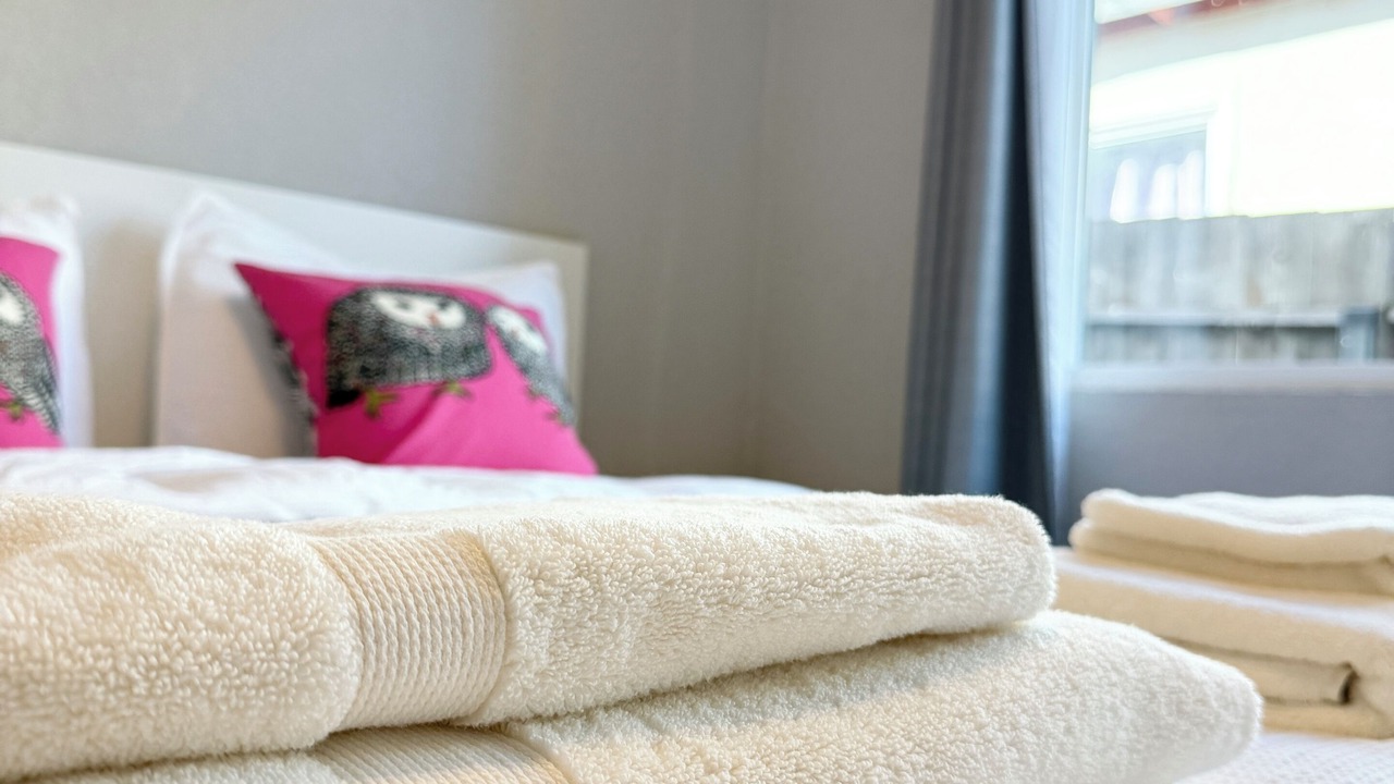 Photo of Bedroom in East Palo Alto