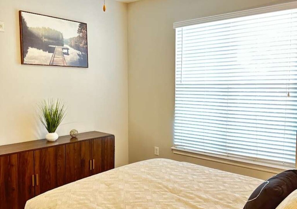 Photo of Bedroom in Alden Bridge