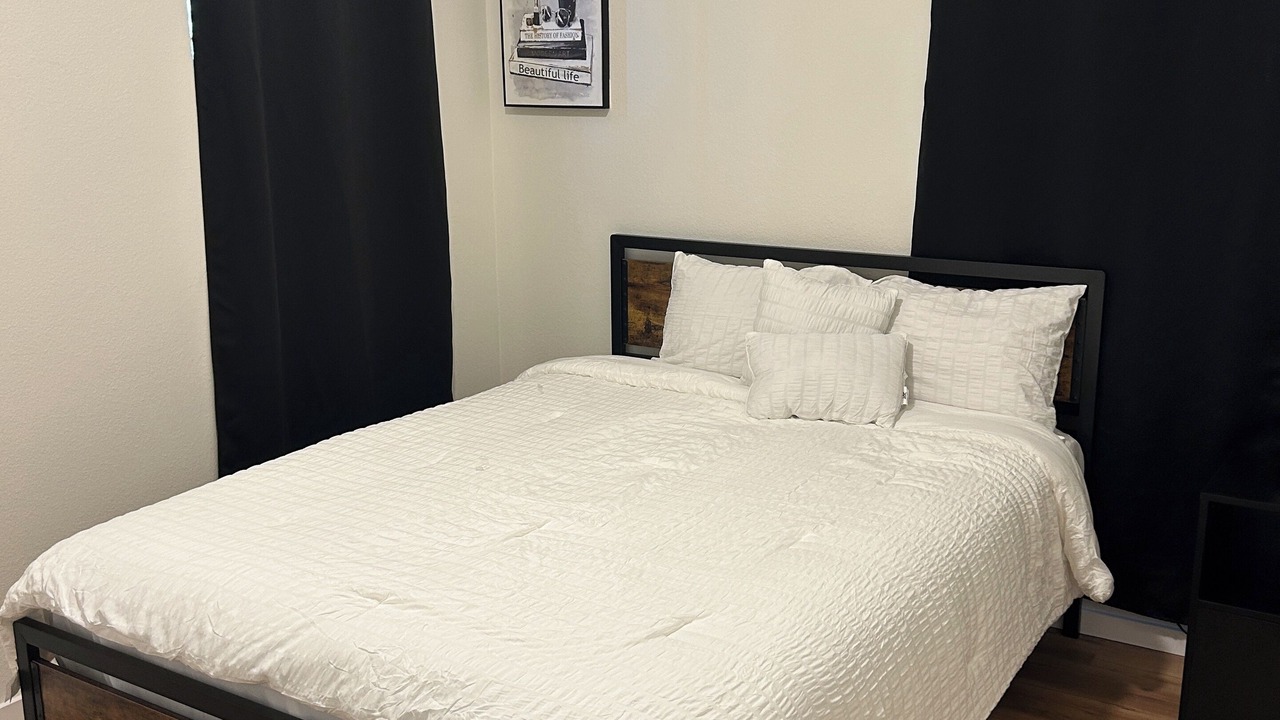 Photo of Bedroom in South Dallas - Fair Park