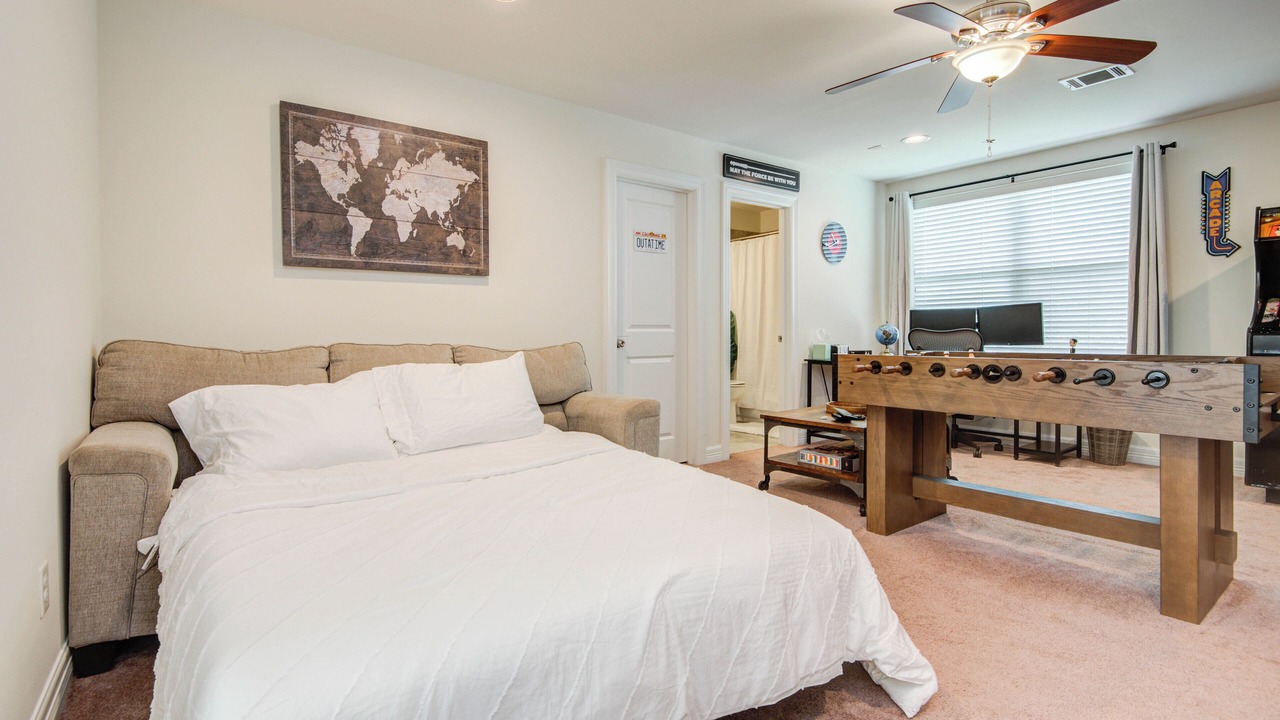 Photo of Bedroom in Greater Heights