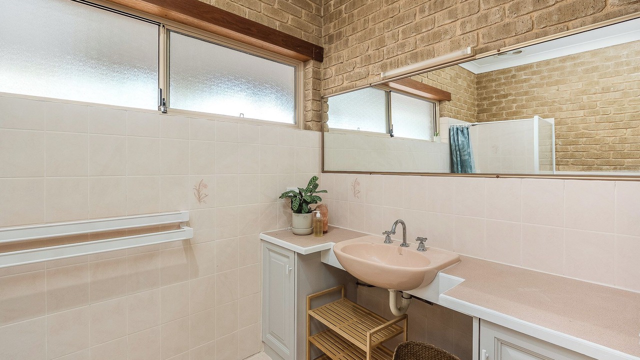 Photo of Bathroom in Nildottie