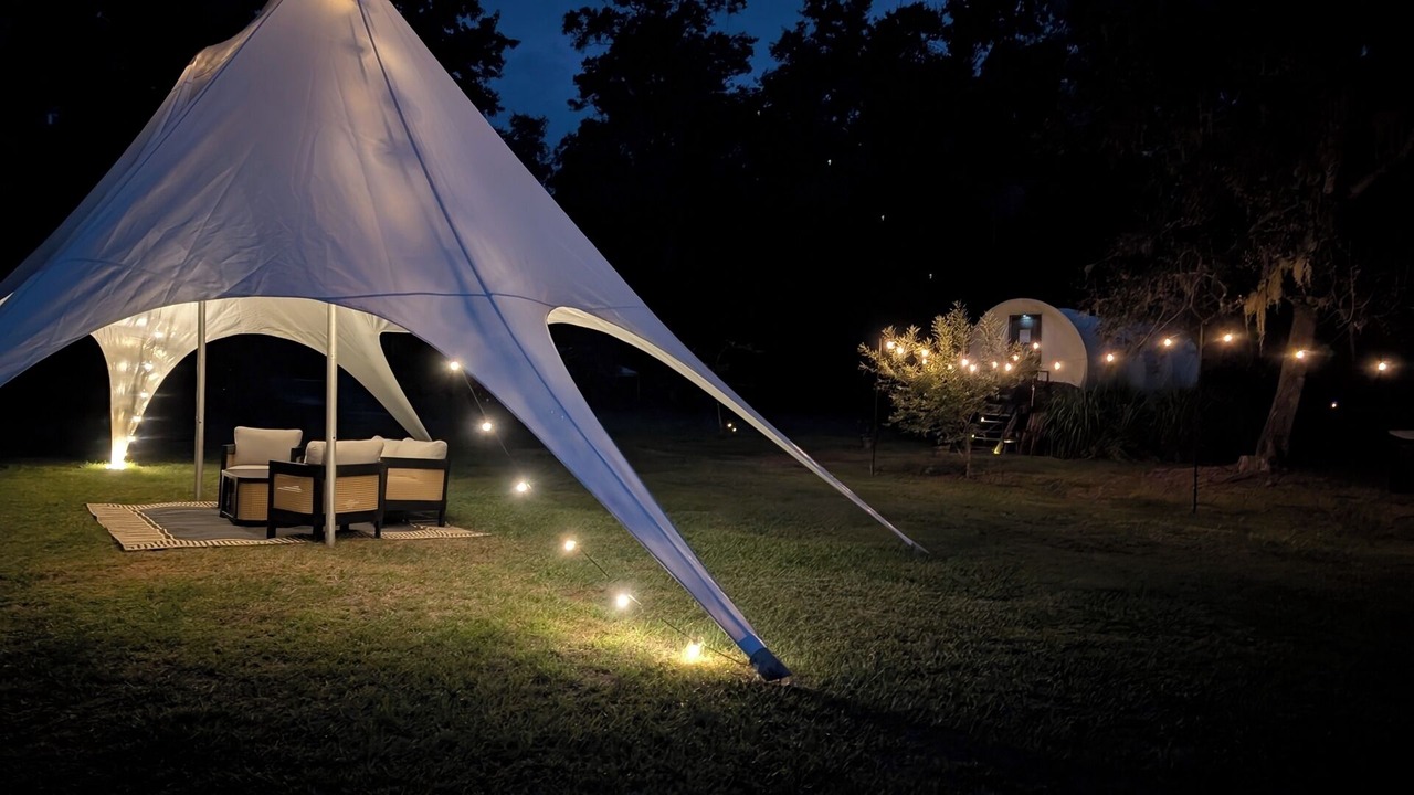 Photo of Outdoor in Putnam Hall