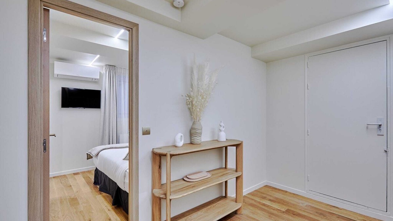 Photo of Bedroom in Archives