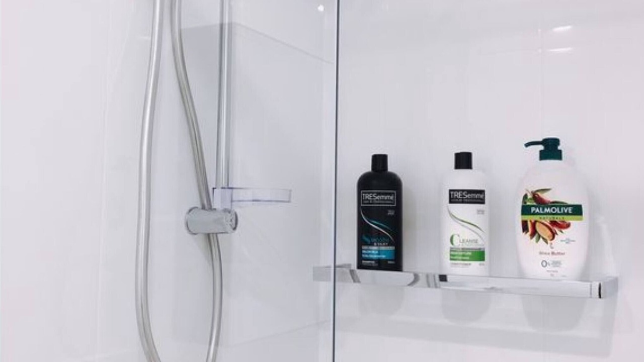 Photo of Bathroom in Newstead