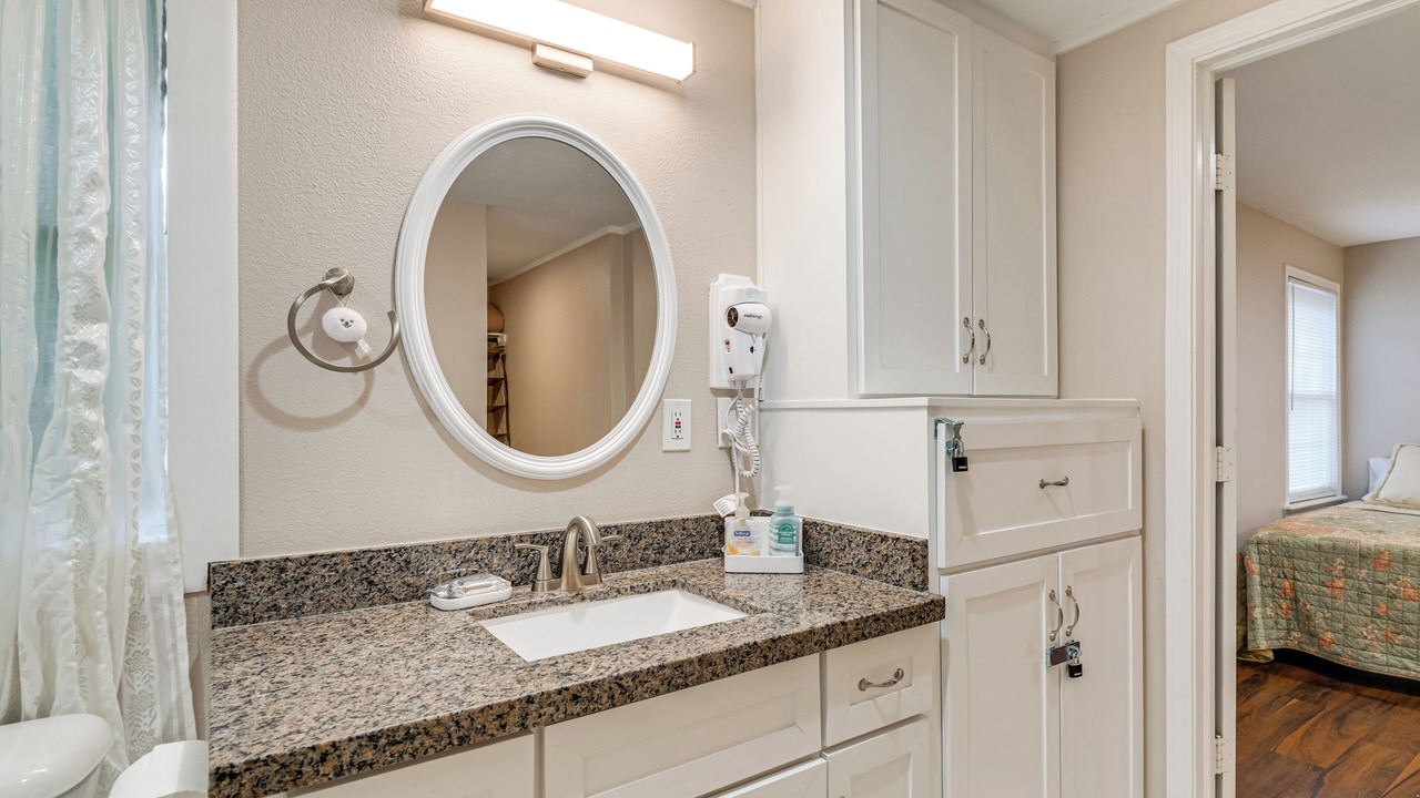 Photo of Bathroom in Magnolia