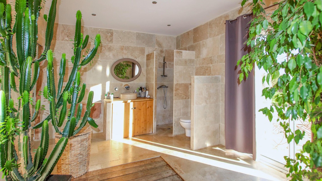 Photo of Bathroom in Grignan