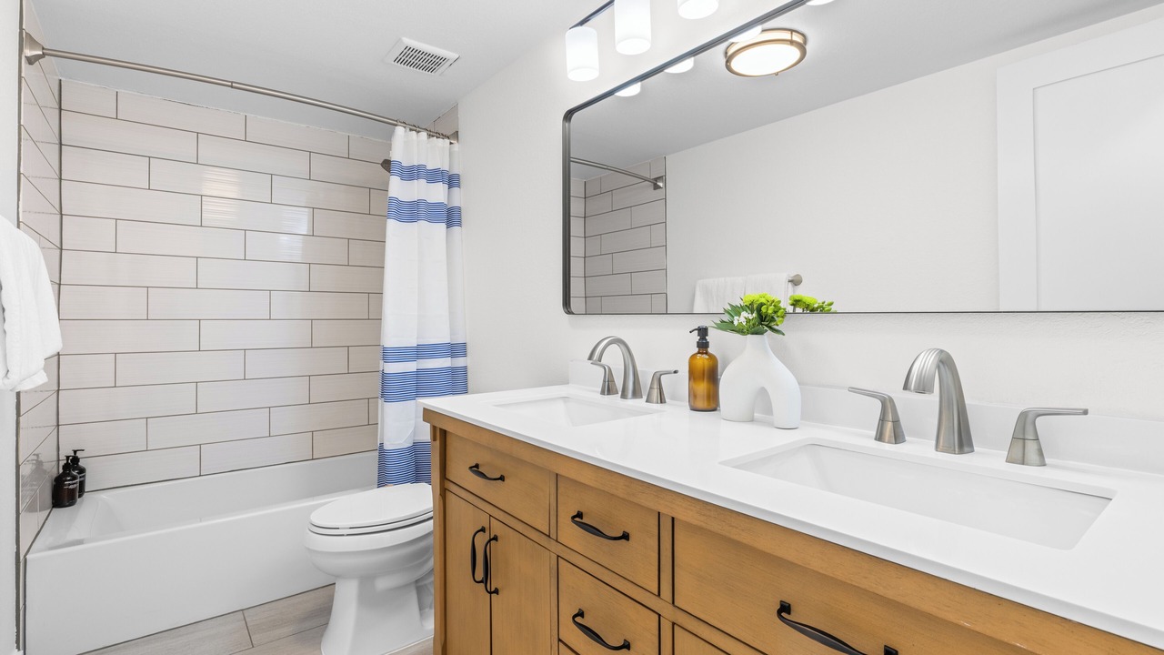 Photo of Bathroom in Park Meadows